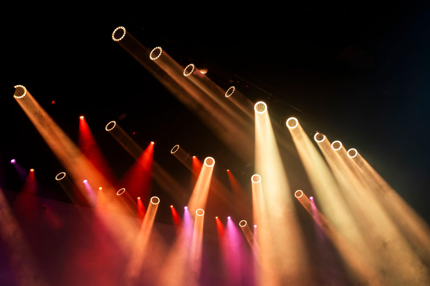 Stage overhead LED Rings with smoke.